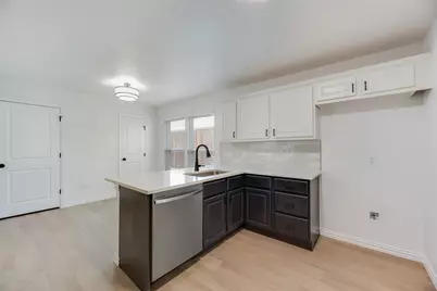 3711 Grasmere Drive, Carrollton, TX 75007 - Photo 14