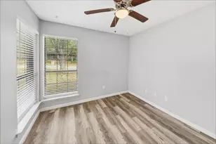 7806 Laver Ct, Fort Worth, TX 76112 - Photo 14