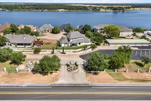 4305 Shale Bluff Ct, Granbury, TX 76048 - Photo 38