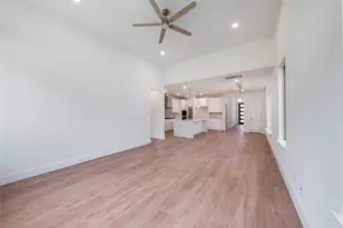 210 E Park St, Little Elm, TX 75068 - Photo 12