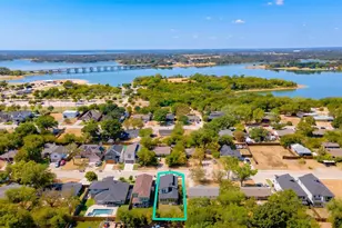 210 E Park St, Little Elm, TX 75068 - Photo 32