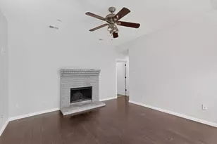 2039 Mallard Dr, Lewisville, TX 75077 - Photo 6