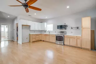 223 County Rd 3471, Paradise, TX 76073 - Photo 14