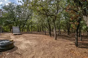 223 County Rd 3471, Paradise, TX 76073 - Photo 32