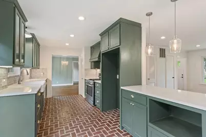 425 White Hall Road, Woodway, TX 76712 - Photo 8