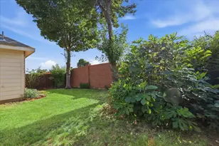 4709 Redbud Dr, Denton, TX 76208 - Photo 34