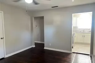 119 Nichols St, Irving, TX 75060 - Photo 4