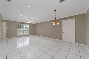 3306 Garrison Ct, Houston, TX 77014 - Photo 8