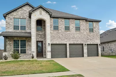 2923 Grand Lookout Lane, Arlington, TX 76001 - Photo 2