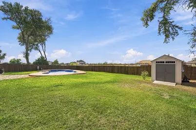 810 Woodcrest Drive, Ennis, TX 75119 - Photo 28