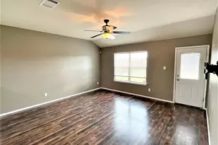 208 Dye Dr, Royse City, TX 75189 - Photo 8