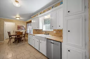 929 Madison Square, Corsicana, TX 75110 - Photo 10