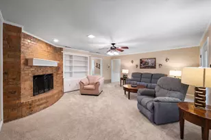 929 Madison Square, Corsicana, TX 75110 - Photo 14