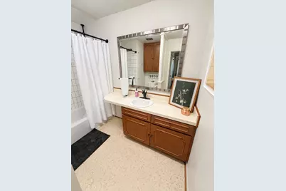 2701 Briarcliff Drive, Irving, TX 75062 - Photo 10