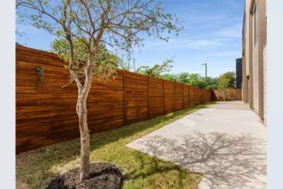 2015 N Prairie Avenue #205, Dallas, TX 75204 - Photo 38