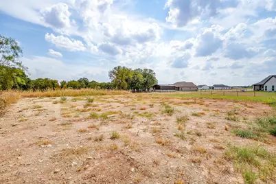 236 Jimmy Lane, Millsap, TX 76066 - Photo 18