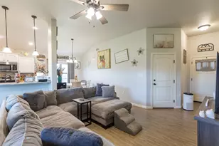 194 Waterloo Dr, Abilene, TX 79602 - Photo 2