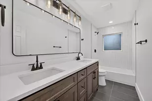 1607 Laura Rd, River Oaks, TX 76114 - Photo 20