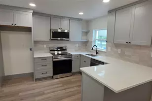 1607 Laura Rd, River Oaks, TX 76114 - Photo 2
