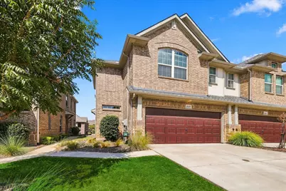 2737 Splendor Drive, Little Elm, TX 75068 - Photo 2