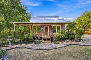 207 Commerce St, Cumby, TX 75433 - Photo 2