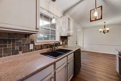 203 Creekstone Court, Seagoville, TX 75159 - Photo 6