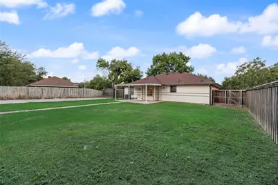 203 Creekstone Court, Seagoville, TX 75159 - Photo 18