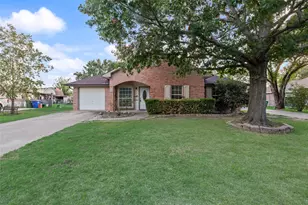203 Creekstone Ct, Seagoville, TX 75159 - Photo 1