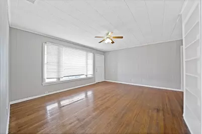 2305 8th Avenue, Fort Worth, TX 76110 - Photo 6