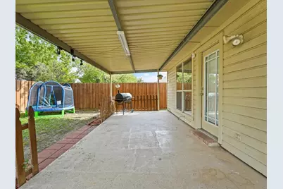 4702 Grovetree Lane, Garland, TX 75043 - Photo 4