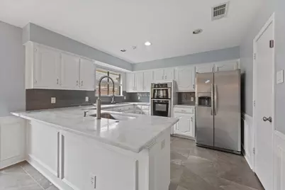 6620 Robin Willow Court, Dallas, TX 75248 - Photo 16