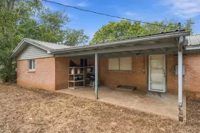 1204 W 4th Street, McGregor, TX 76657 - Photo 14