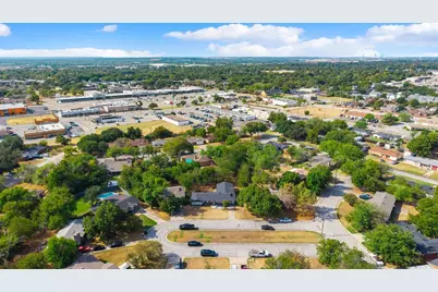 10 Beverly Court, Bedford, TX 76022 - Photo 32
