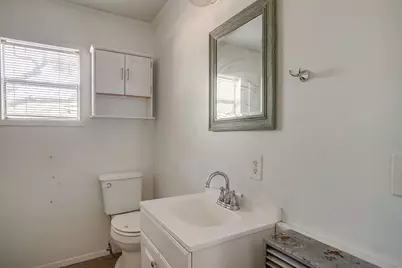 3318 Devalcourt Avenue, Forest Hill, TX 76119 - Photo 22