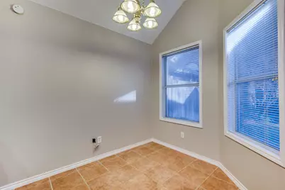 1913 Piney Creek Boulevard, Denton, TX 76205 - Photo 32