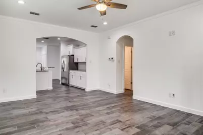 3615 Pueblo Street, Dallas, TX 75212 - Photo 4