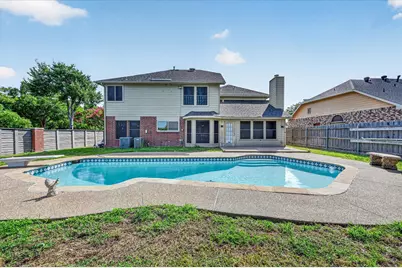 4301 Hudson Avenue, Grand Prairie, TX 75052 - Photo 1