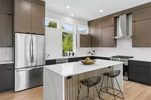 2202 N Carroll Ave, Dallas, TX 75204 - Photo 1