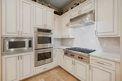 4240 Prescott Avenue #6B, Dallas, TX 75219 - Photo 16