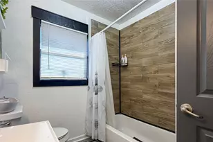 1805 El Paso St, Grand Prairie, TX 75051 - Photo 20