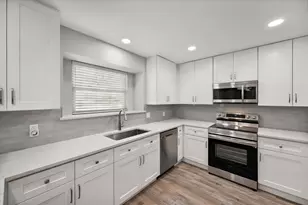 3204 Brown Trail, Bedford, TX 76021 - Photo 10
