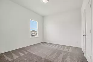 257 Michelle Dr, Grand Prairie, TX 75051 - Photo 16