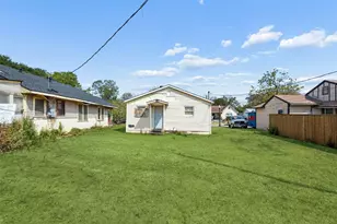 1224 E Morningside Dr, Fort Worth, TX 76104 - Photo 4
