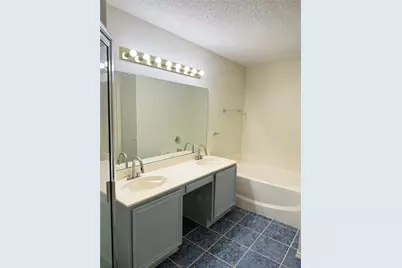 6006 Brook Forest Drive, Arlington, TX 76018 - Photo 20