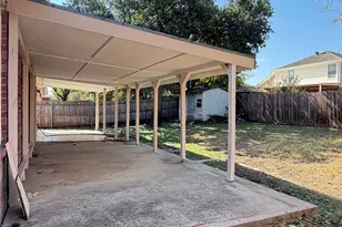 6006 Brook Forest Dr, Arlington, TX 76018 - Photo 22
