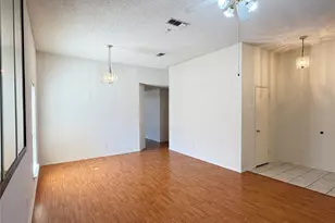 6006 Brook Forest Dr, Arlington, TX 76018 - Photo 4