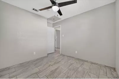 5304 Carol Avenue, Fort Worth, TX 76105 - Photo 16