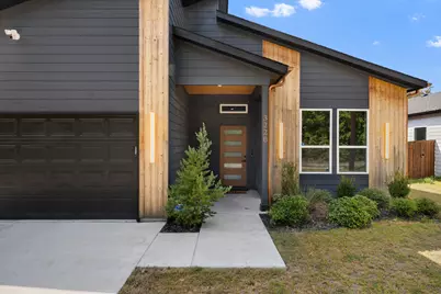 3220 Houston Street, Greenville, TX 75401 - Photo 4