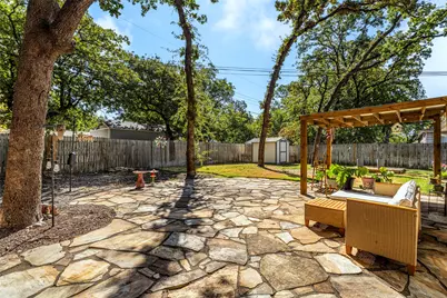 805 Clover Park Drive, Arlington, TX 76013 - Photo 22