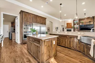 6410 Pinehurst Dr, Granbury, TX 76049 - Photo 14